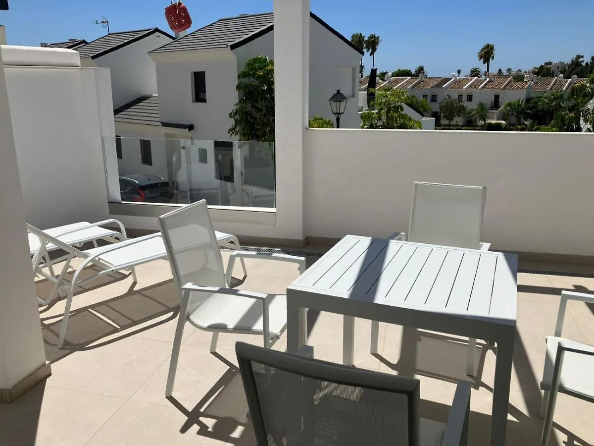 Arroyo Beach Home Estepona