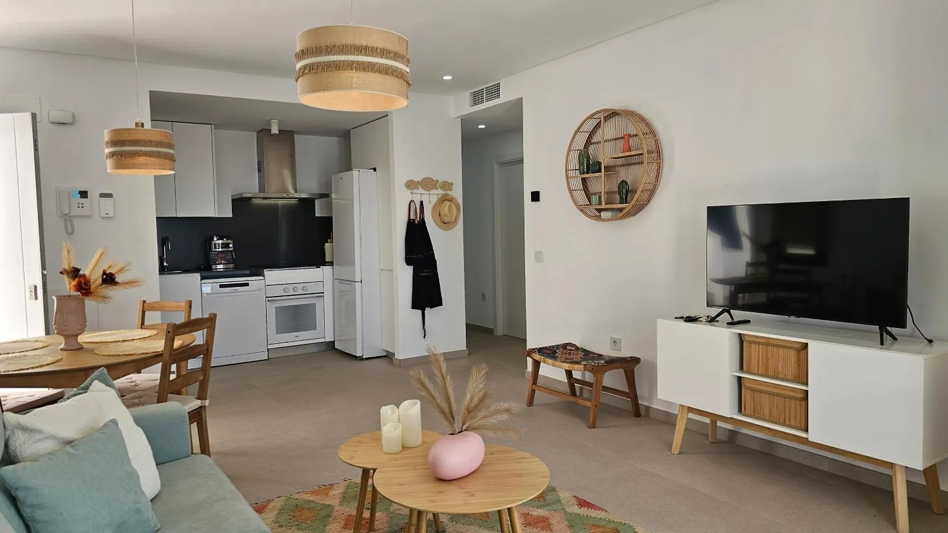Arroyo Beach Home Estepona Spain